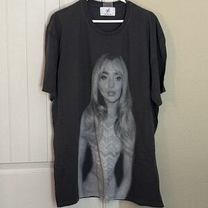 Sabrina Carpenter Emails I Can’t Send tour shirt